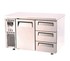 Bàn mát 1 cửa 3 ngăn kéo Turbo Air KUR12-3D-3