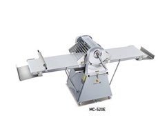 Máy cán bột dạng có chân Meichu MC-520E 