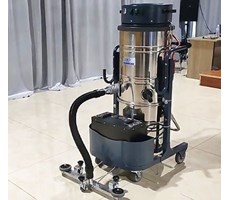 Máy hút bụi công nghiệp chạy acquy Kumisai KMS67