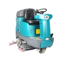 Máy chà sàn ngồi lái Kumisai KMS D9X