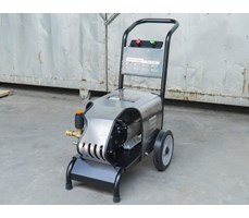 Máy rửa xe chuyên nghiệp Kungfu KF 2.2KW