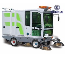 Xe quét rác ngồi lái Kumisai KMS S18