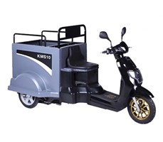 Xe gom rác đường Kumisai KMS-10