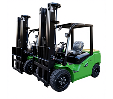 Xe nâng dầu 3 tấn nâng cao 4.5M Kusami KSM-3T