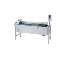 Máy chiên ngập dầu băng chuyền điện Fujimak 