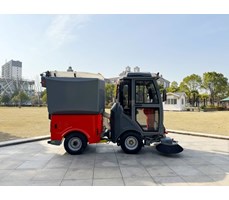 Xe quét rác hút bụi đô thị RCX-1800F