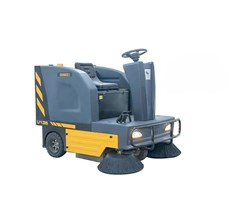 Xe quét hút bụi ngồi lái Chancee U135