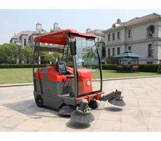 Xe quét rác hút bụi công nghiệp RS1950