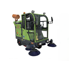 Xe quét rác ngồi lái 5 chổi quét SHUNREN SP–D