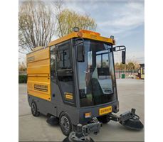 Xe quét rác ngồi lái SHUNREN SR2200-240L