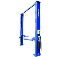 Cầu nâng ô tô 2 trụ có cổng Guangli GL3.5-2E1