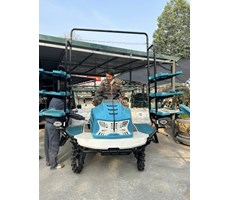 Máy cấy lúa ngồi lái 6 hàng chạy dầu HK- 6D1