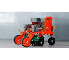 Máy trồng ngô đậu 4 hàng SCM 4BYF-4