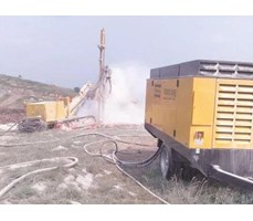 Máy nén khí động cơ diesel trục vít đôi HG1200-25