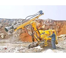 Máy khoan lỗ thổi khí ngang JC860