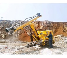 Máy khoan đá thủy lực JC860