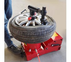 Máy ra vào lốp xe con, xe tải nhẹ K1324 