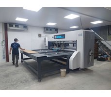 Máy bổ chạp bán tự động (Cắt khe thùng carton) BCC- 2400/2800 