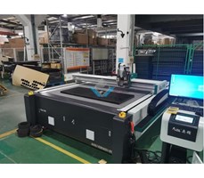Máy cắt tấm tổ ong lập trình CNC AOL-1625PROCUT 