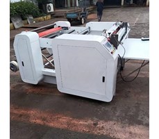 Máy cắt cuộn đề can (Sử dụng servo) HVLG-800/1000/1200
