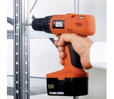 Máy khoan búa Maktec MT817KSP kèm vali đồ nghề