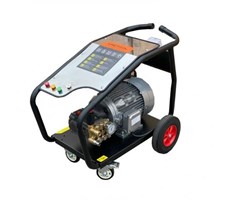 Máy Rửa Xe Cao Áp 7.5Kw Mactool XP-7.5T4