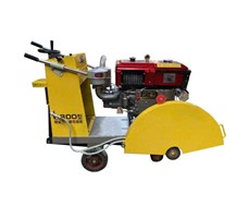 MÁY CẮT BÊ TÔNG CBT80 – DIESEL D24 GIÓ+ĐÈN – 32CM