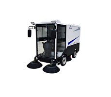 Xe quét rác ngồi lái Kumisai KMS - 155L 