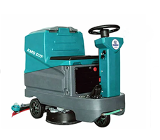 Máy chà sàn ngồi lái Kumisai KMS D7F