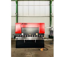 Máy chấn NC 63T2500
