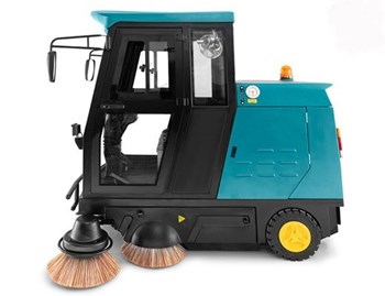 Xe quét rác công nghiệp ngồi lái Kumisai KMS 78