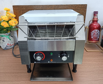 Máy nướng bánh mỳ băng chuyền TT-300