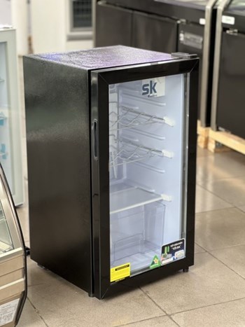 Tủ mát 1 cánh kính SUMIKURA SKSC-95XW