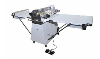 Máy Cán Bột Có Chân Đứng Luxury LSK520