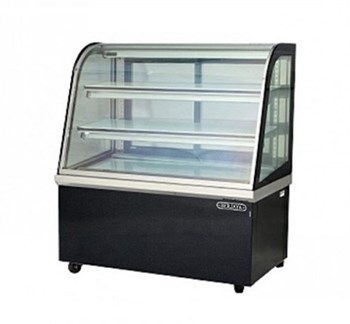 Tủ bánh kem kính cong Berjaya CCS15SB13-2FB 1M5