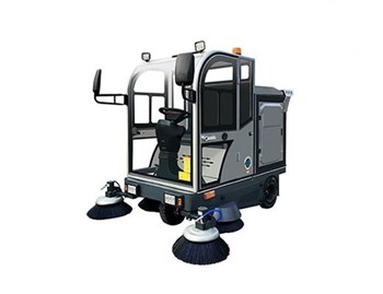 Xe quét rác ngồi lái Kumisai KMS-1900D