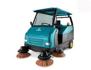 Xe quét rác công nghiệp ngồi lái Kumisai KMS 77