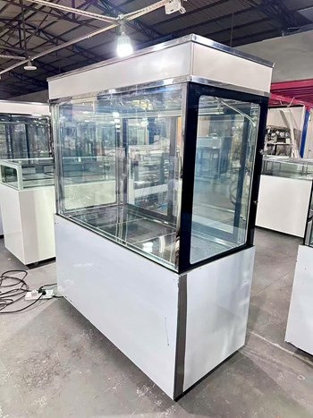 Tủ mát công nghiệp, dạng đứng treo thịt và bảo quản thịt Fuji Air FTB-T1500