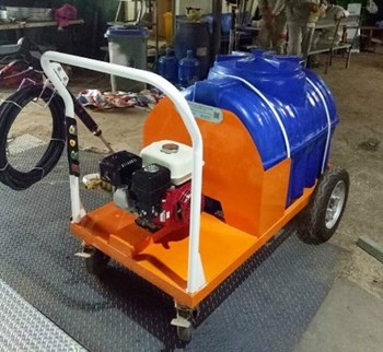 Máy phun rửa áp lực cao đẩy tay động cơ xăng K31