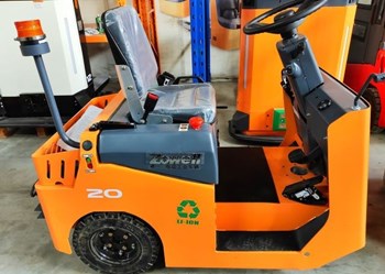 Xe điện kéo hàng nhà xưởng tải trọng 2 tấn XT20