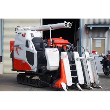 Máy gặt lúa mini lấy rơm Kubota ER323