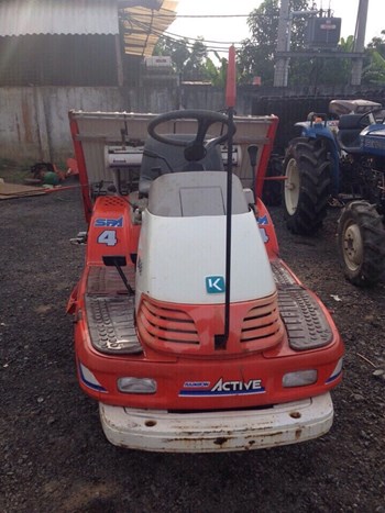 Máy cấy lúa Kubota SPA4