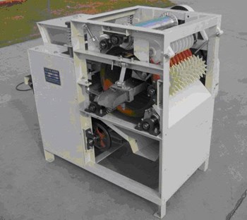 Máy tách vỏ lụa đậu phộng DTJ-100