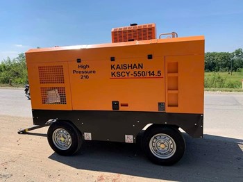 Máy nén khí chuyên dùng khoan giếng KSCY - 550/13 và KSCY 550 /14.5