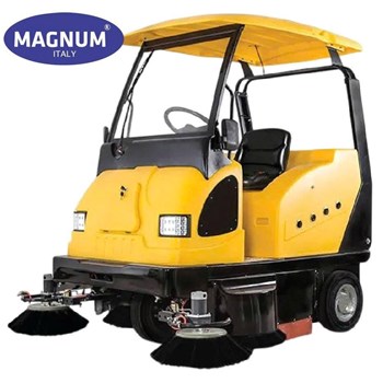 Xe quét hút bụi ngồi lái có kính trước và mái che Magnum MN-E800W