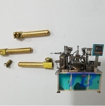 Máy dẫn động trục vít đầu cắm chốt TB-522