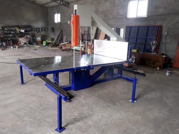 Máy cắt xốp CNC 