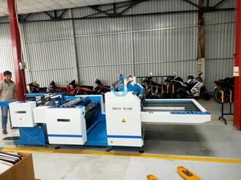 Máy cán màng bán tự động (Có chức năng thu giấy) SKFB-750