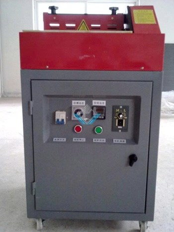 Máy bôi keo nến dán khay hộp cứng RX-30