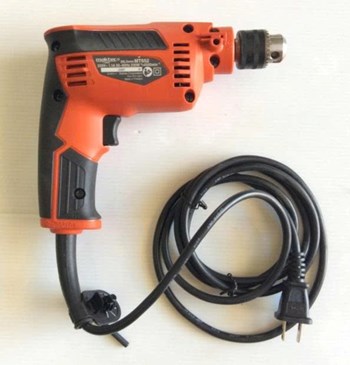 Máy khoan tay Maktec MT652